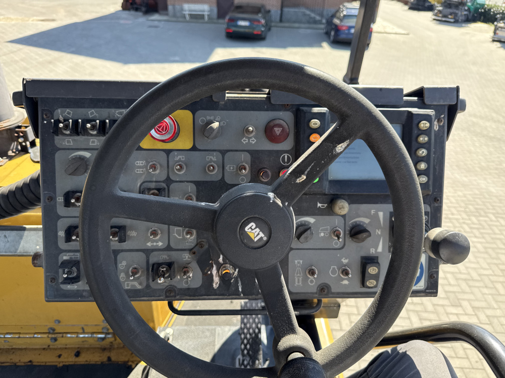 Usato 2010 Caterpillar AP 600D