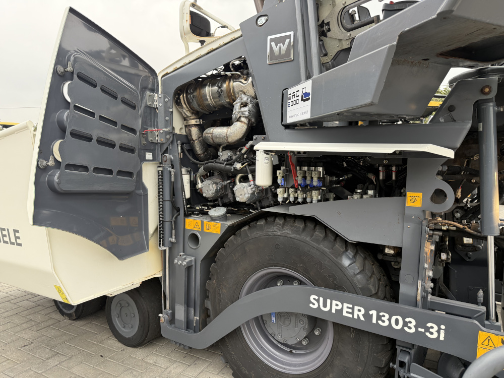Usato 2021 Vogele S 1303-3i