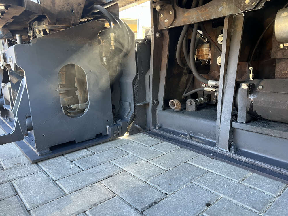 Usato 2009 Bomag BF 691P