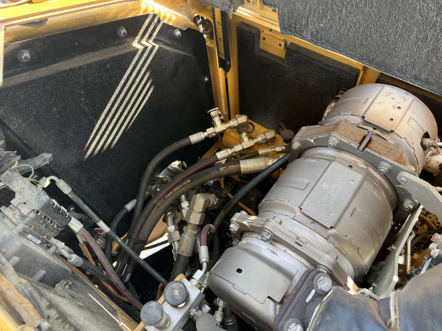 Usato 2020 Caterpillar AP 355F