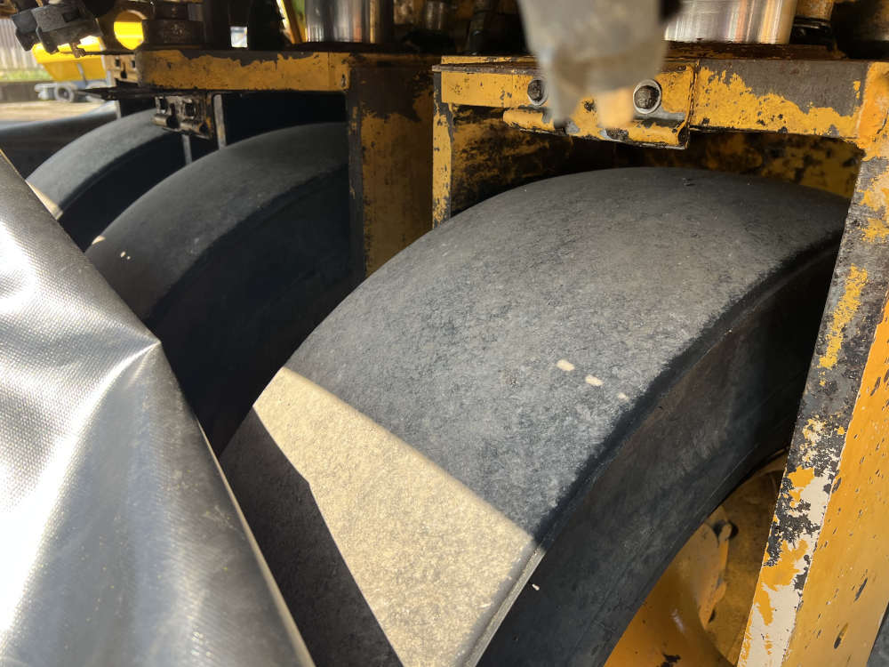 Usato 2001 Caterpillar PS 300B -521-