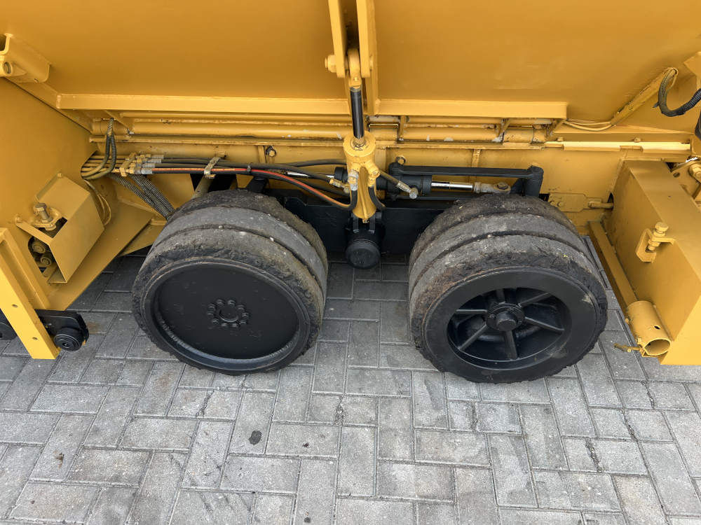 Usato 2003 Bitelli BB 650 DT