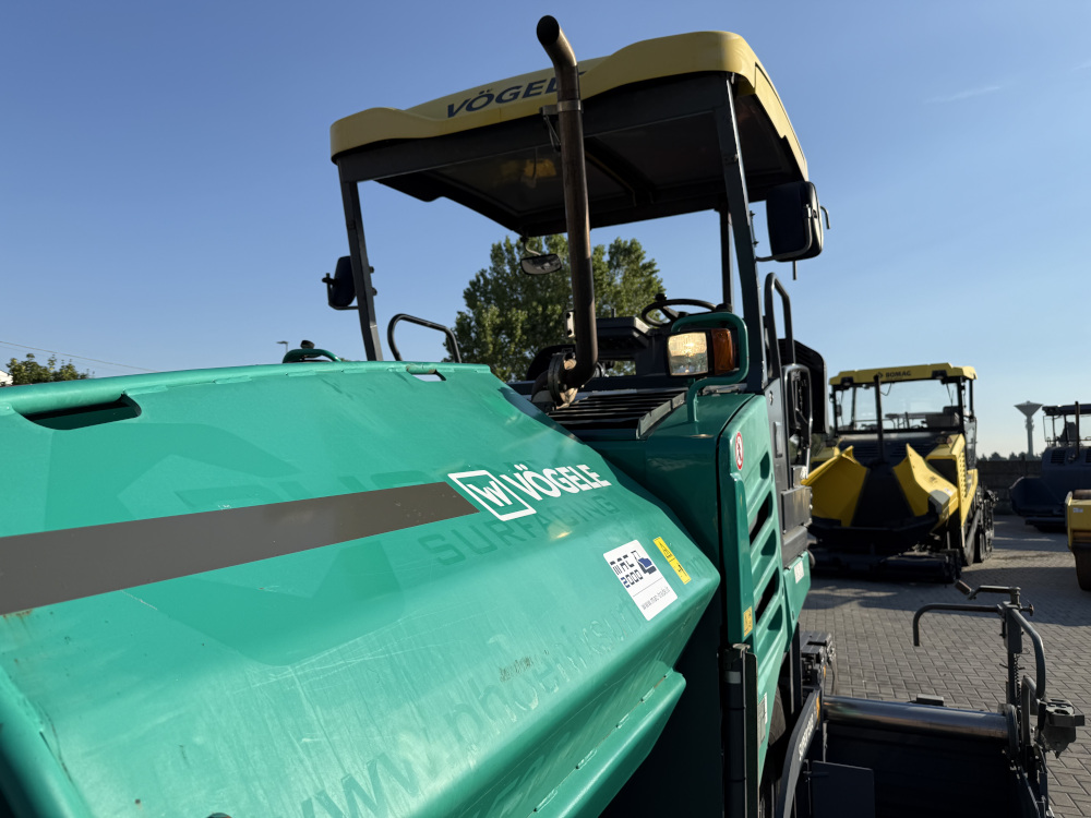 Usato 2021 Vogele S 1303-3i
