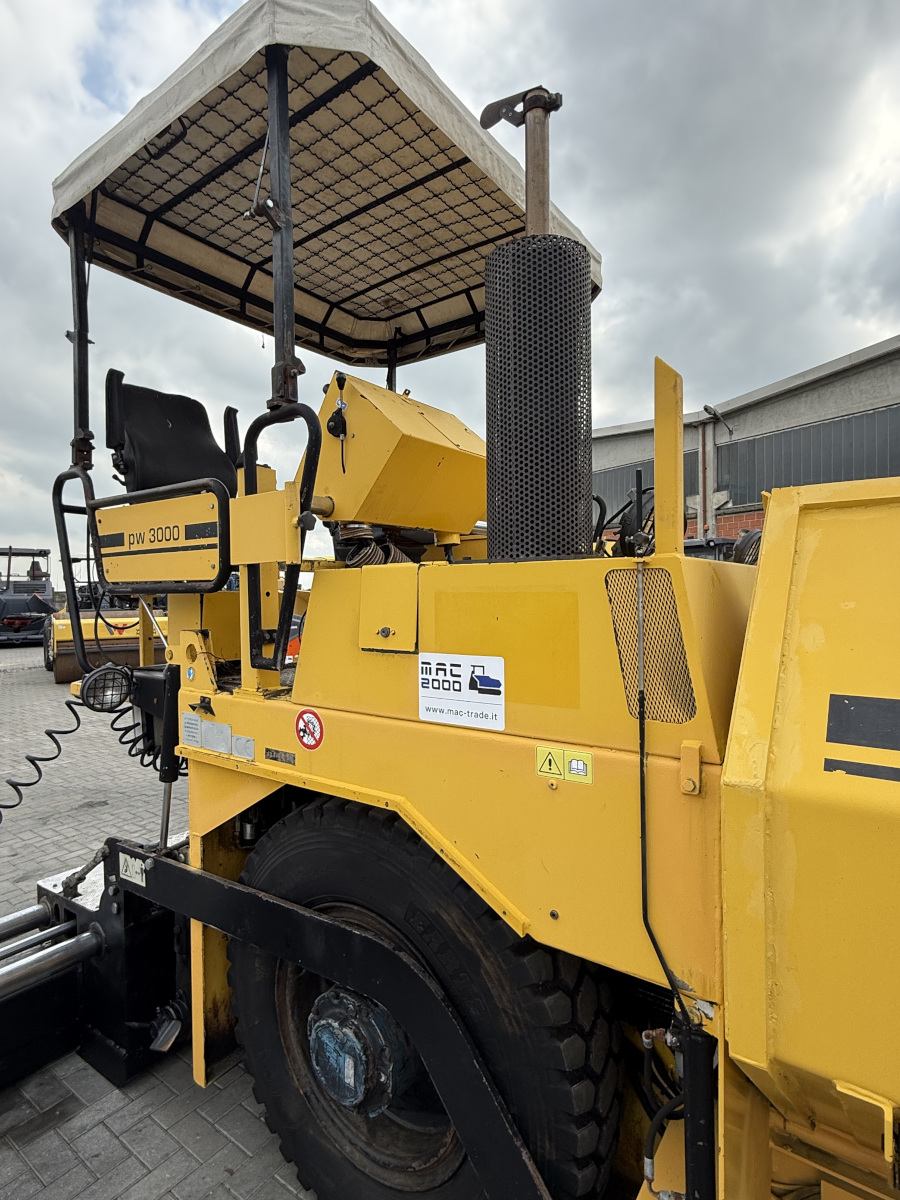 Usato 2011 Ammann AFW 350G -28A-