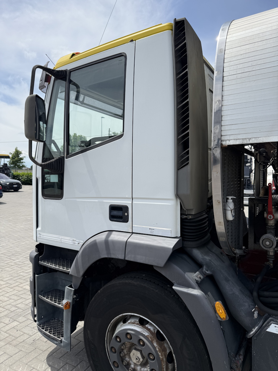 Usato 2003 Massenza B 10 B23 HY-EX
