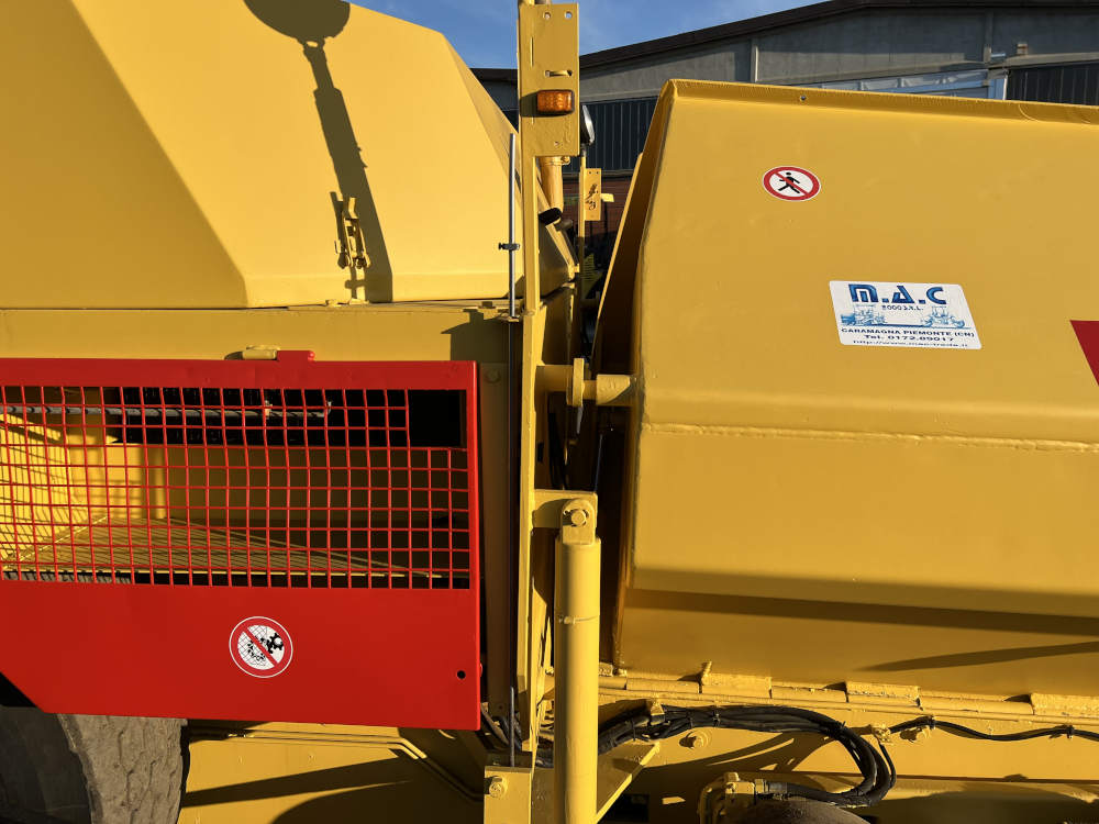 Usato 2004 Dynapac F 121 4W -334-