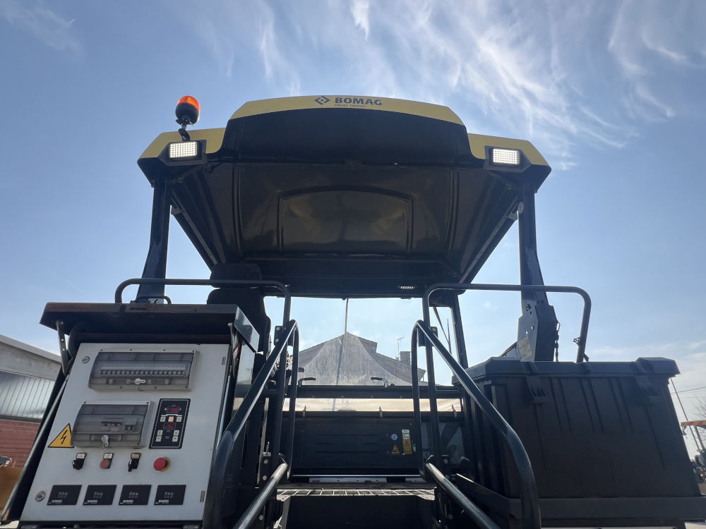 Usato 2014 Bomag BF 600C-2