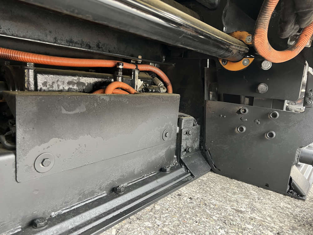 Usato 2014 Caterpillar AP 300D -138-