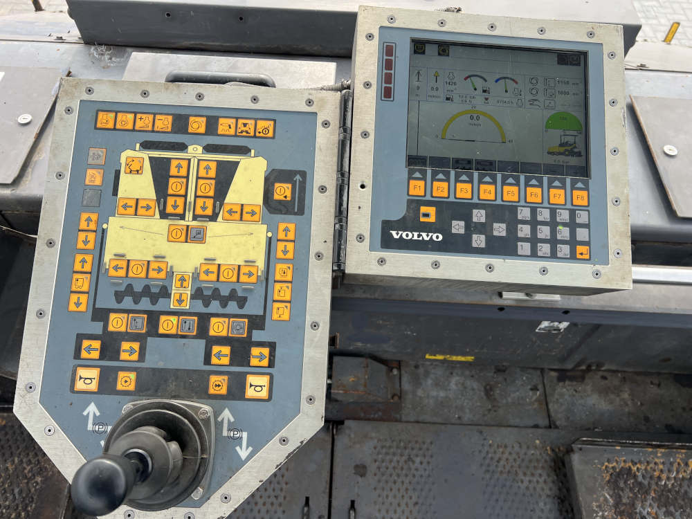 Usato 2015 Volvo P 6870C