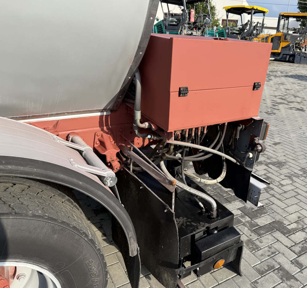 Usato 2004 Massenza B 8 B23 HY-EX