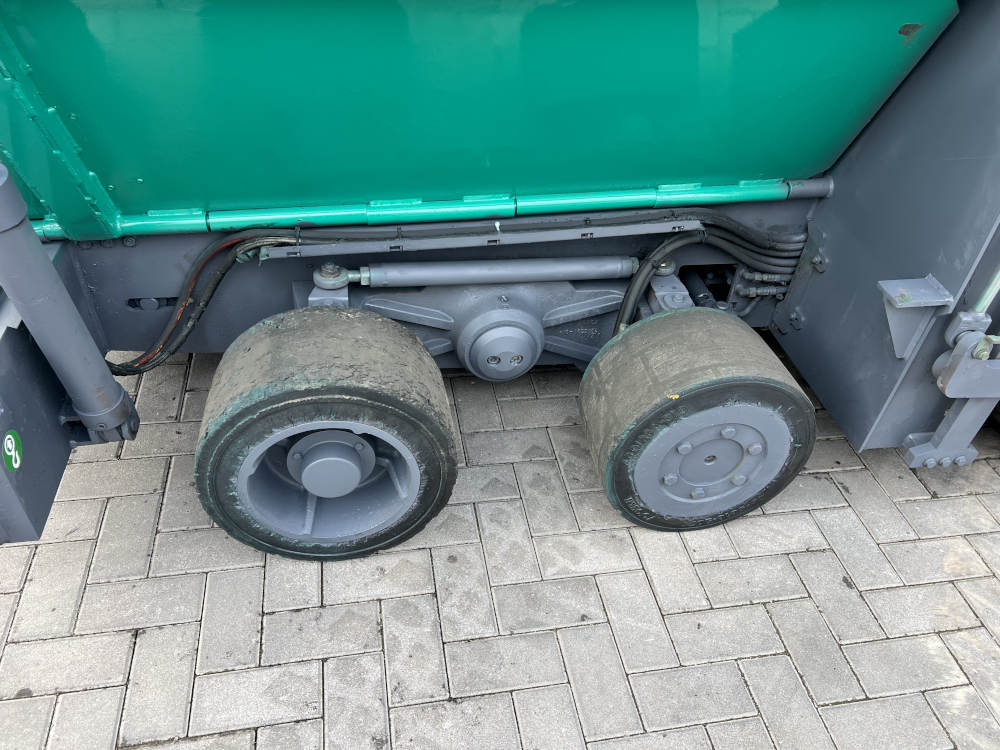 Usato 2016 Vogele S 1303-3i