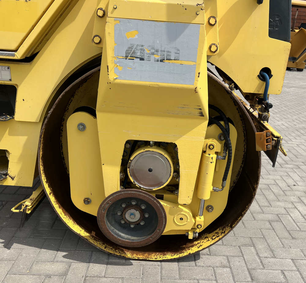 Usato 2001 Bomag BW 151 AD-2