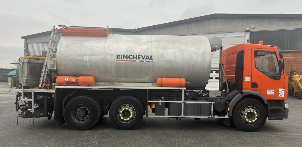 Usato 2002 Renaul / Rincheval Premium 370 Dci / EPA