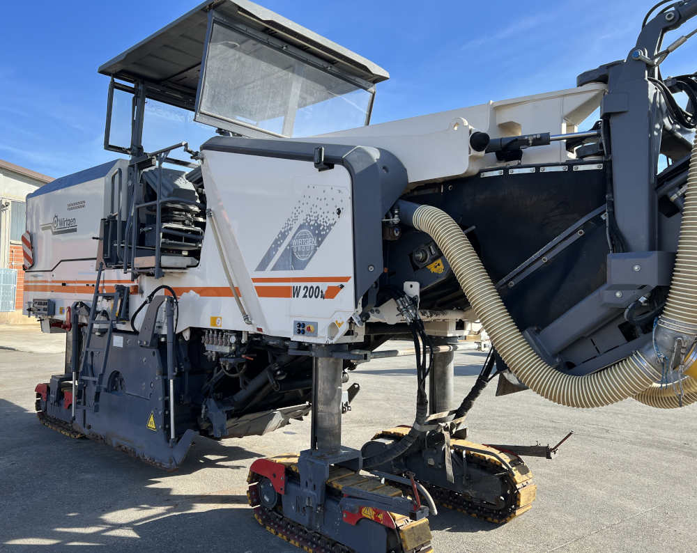 Usato 2014 Wirtgen W 200i -081-