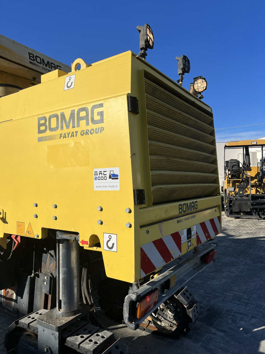 Usato 2009 Bomag BM 1300/30