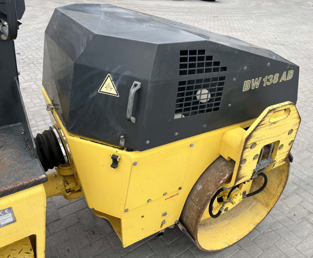 Usato 2002 Bomag BW 138 AD