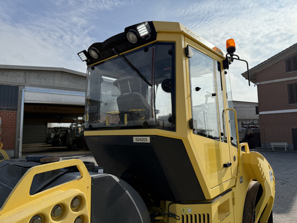 Usato 2006 Bomag BW 151 AD-4