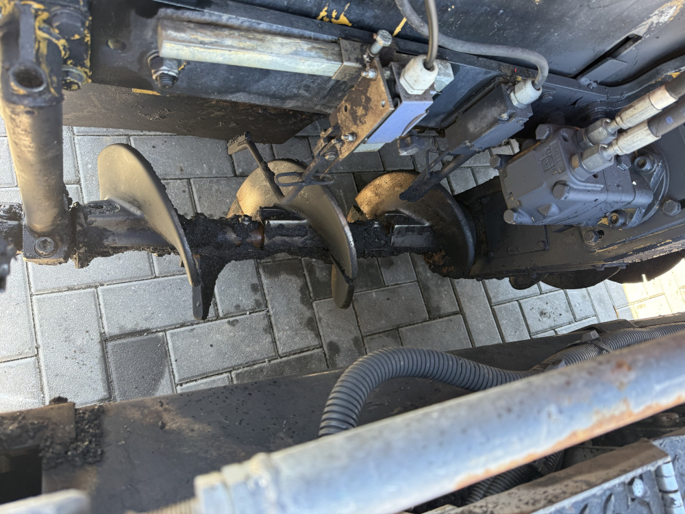 Usato 2011 Caterpillar AP 300