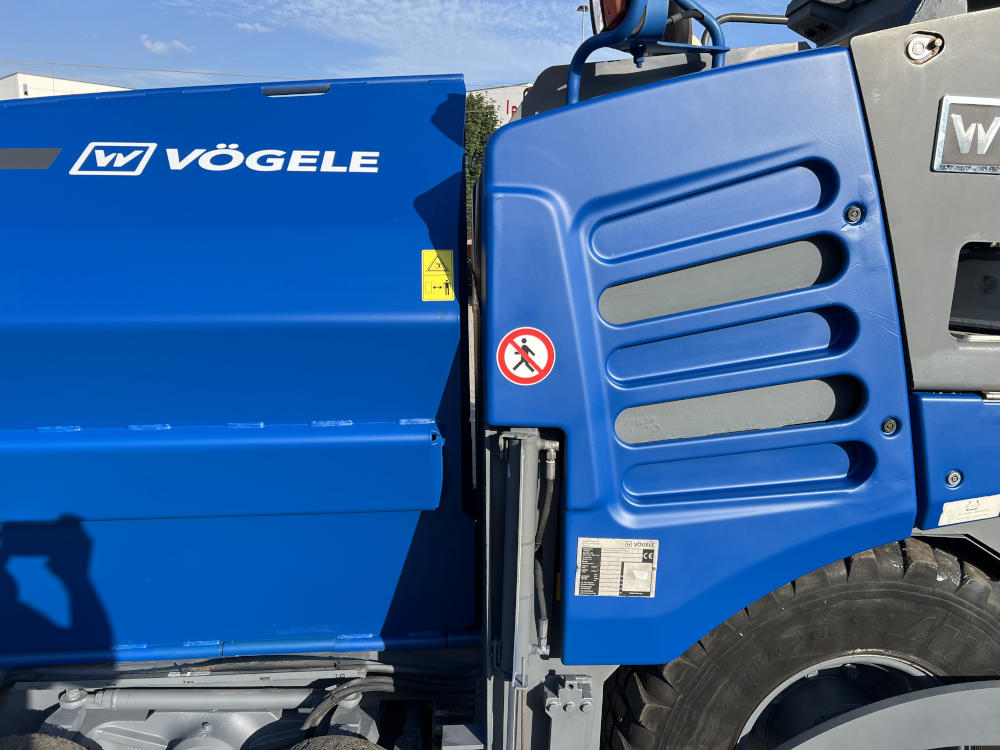 Usato 2018 Vogele S 1303-3i