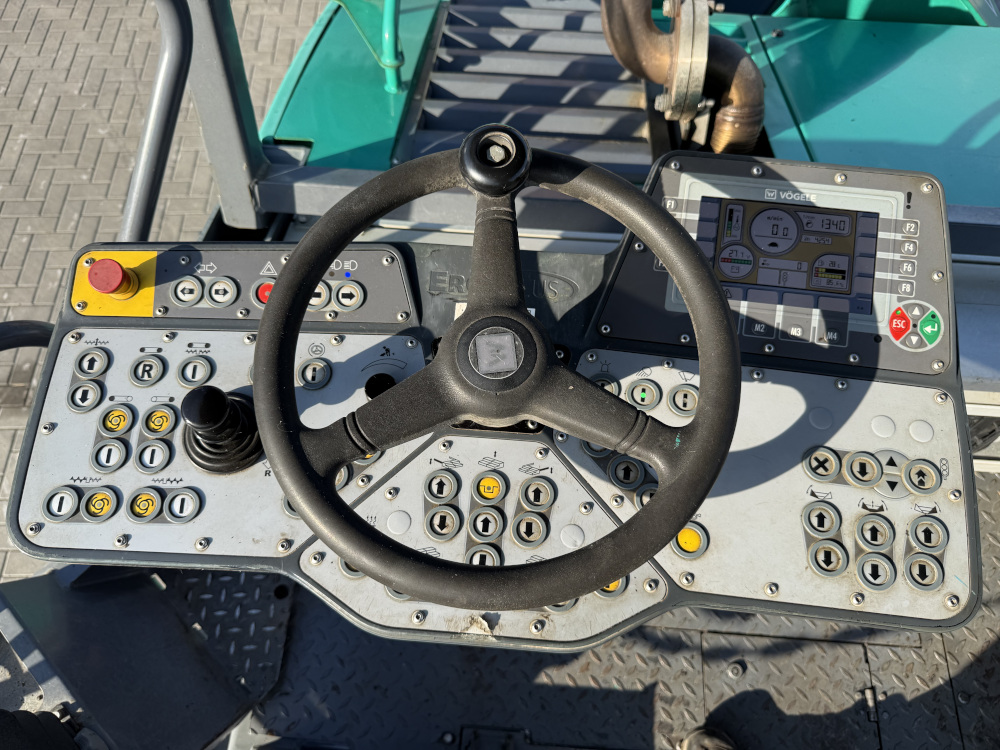 Usato 2021 Vogele S 1303-3i