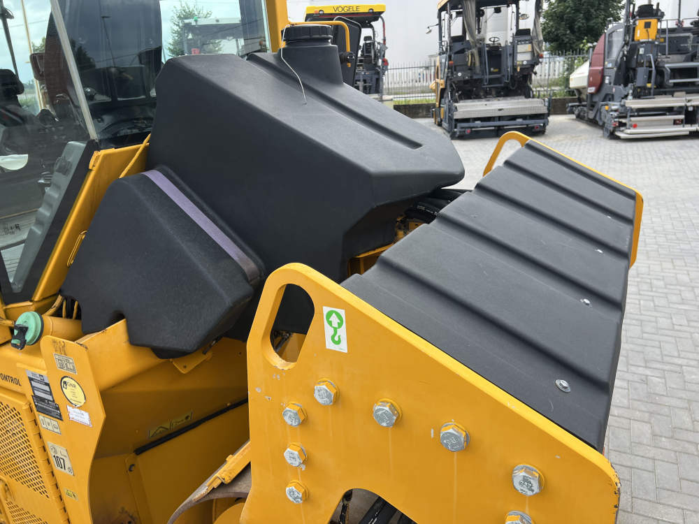 Usato 2017 Caterpillar CD 8