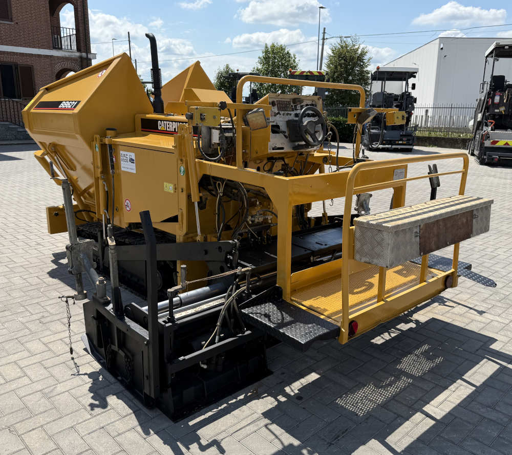 Usato 2009 Caterpillar BB 621C