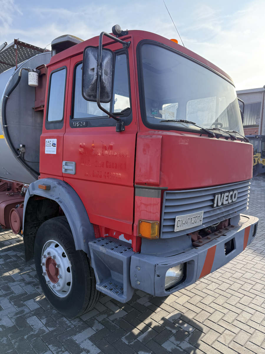 Usato 2004 Massenza B 8 B23 HY-EX