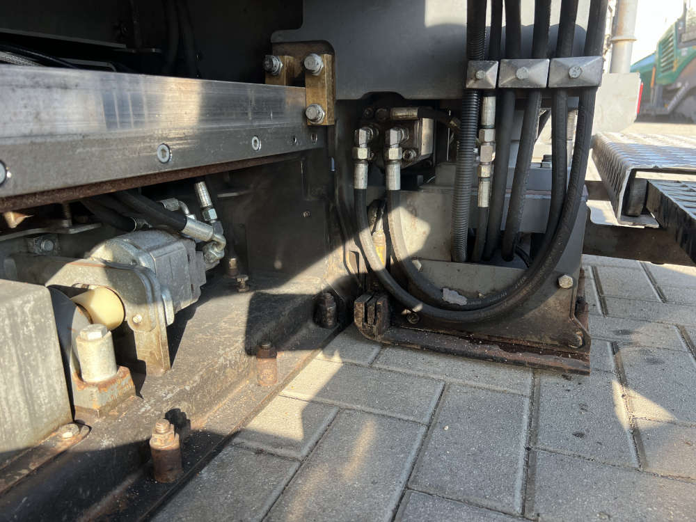 Usato 2018 Vogele S 1303-3i