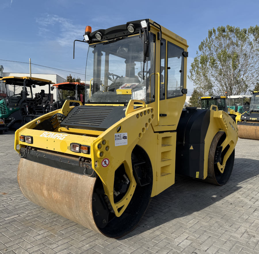 Usato 2006 Bomag BW 151 AD-4