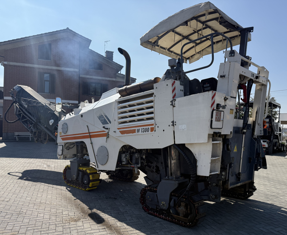 Usato 2003 Wirtgen W 1300F