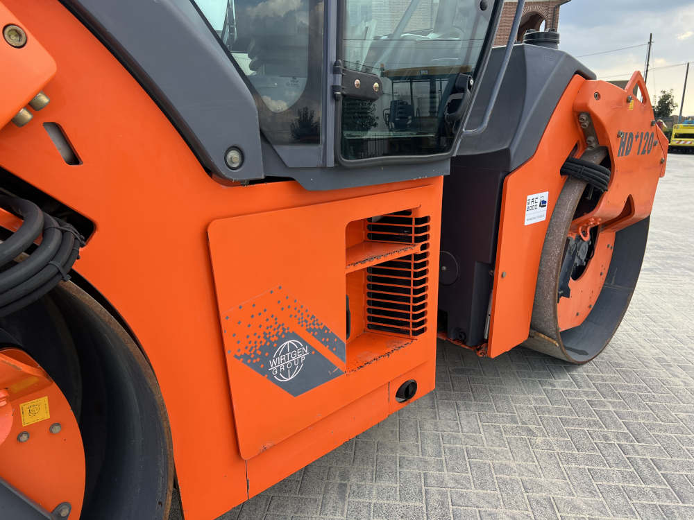 Usato 2010 Hamm HD+ 120 VV