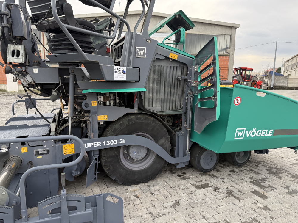 Usato 2018 Vogele S 1303-3i
