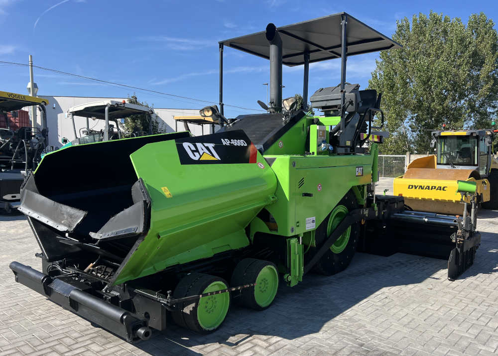 Usato 2010 Caterpillar AP 600D