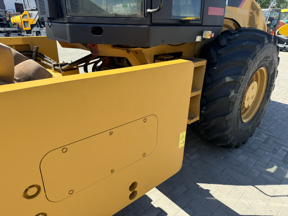 Usato 2010 Caterpillar CP 74