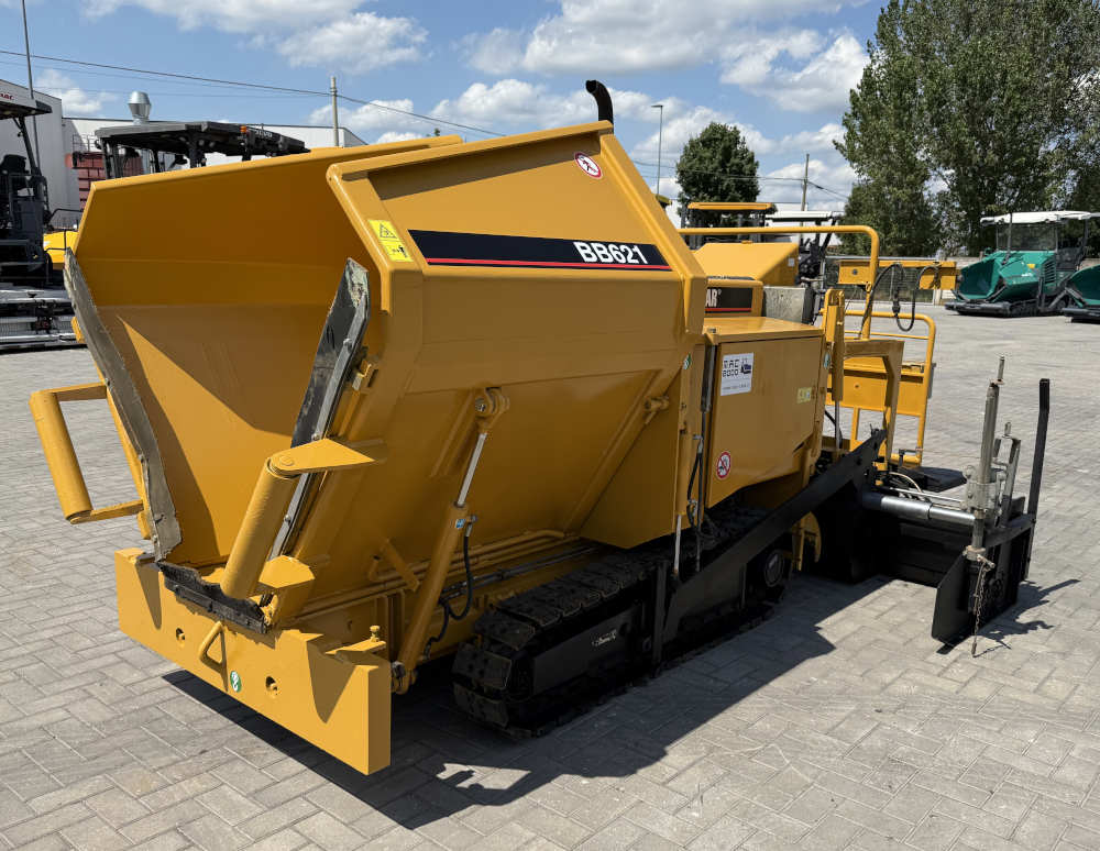 Usato 2009 Caterpillar BB 621C