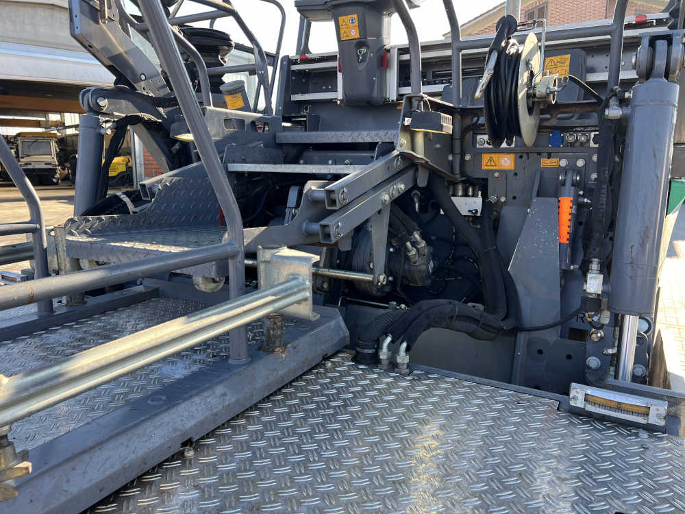 Usato 2021 Vogele Super 2100-3i