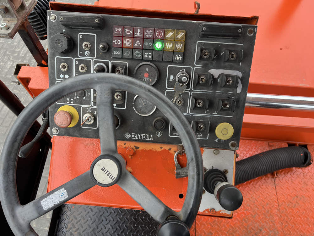 Usato 2003 Bitelli BB 642 DT