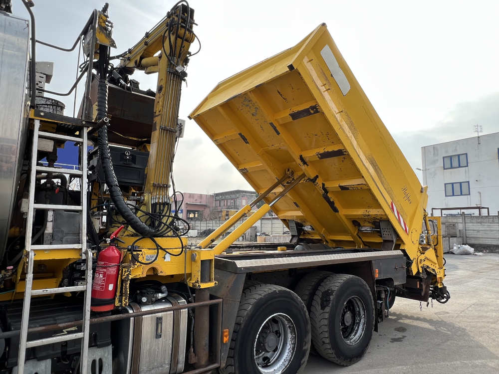 Usato 2006 Renault Kerax 420 / Secmair Major BCG 500