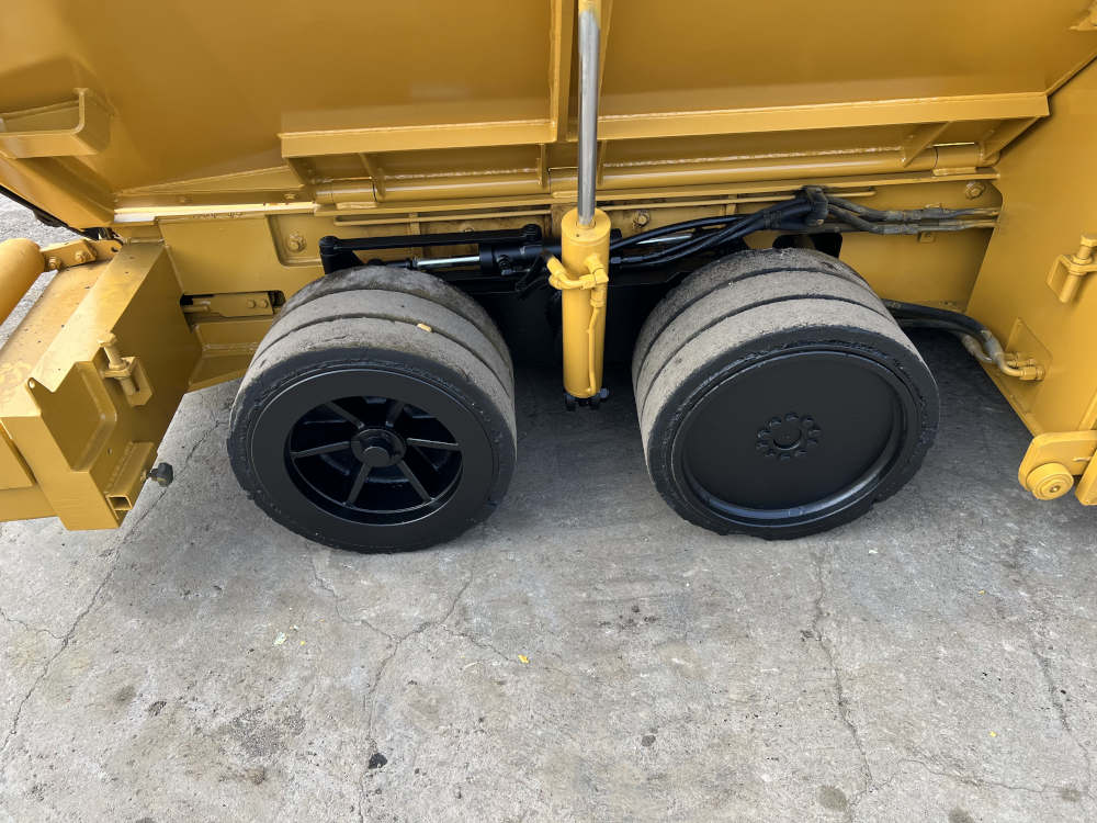 Usato 2007 Caterpillar AP 600 -150-