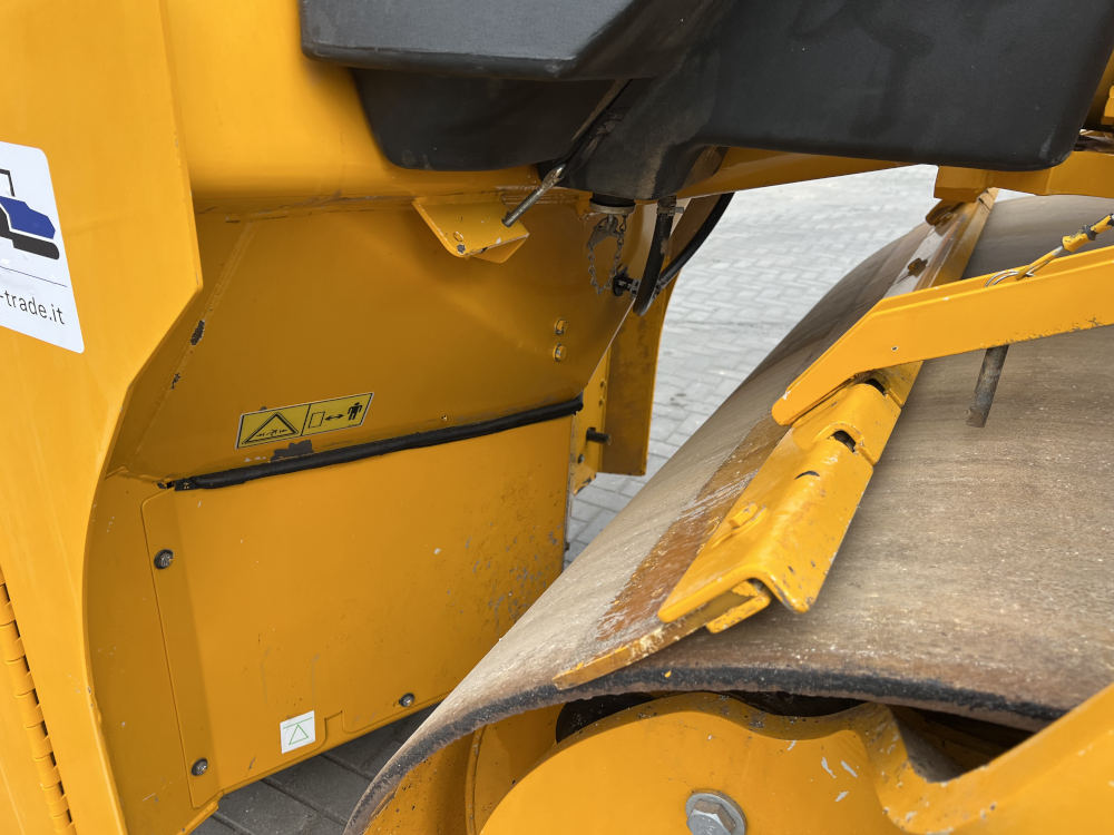 Usato 2017 Caterpillar CD 8