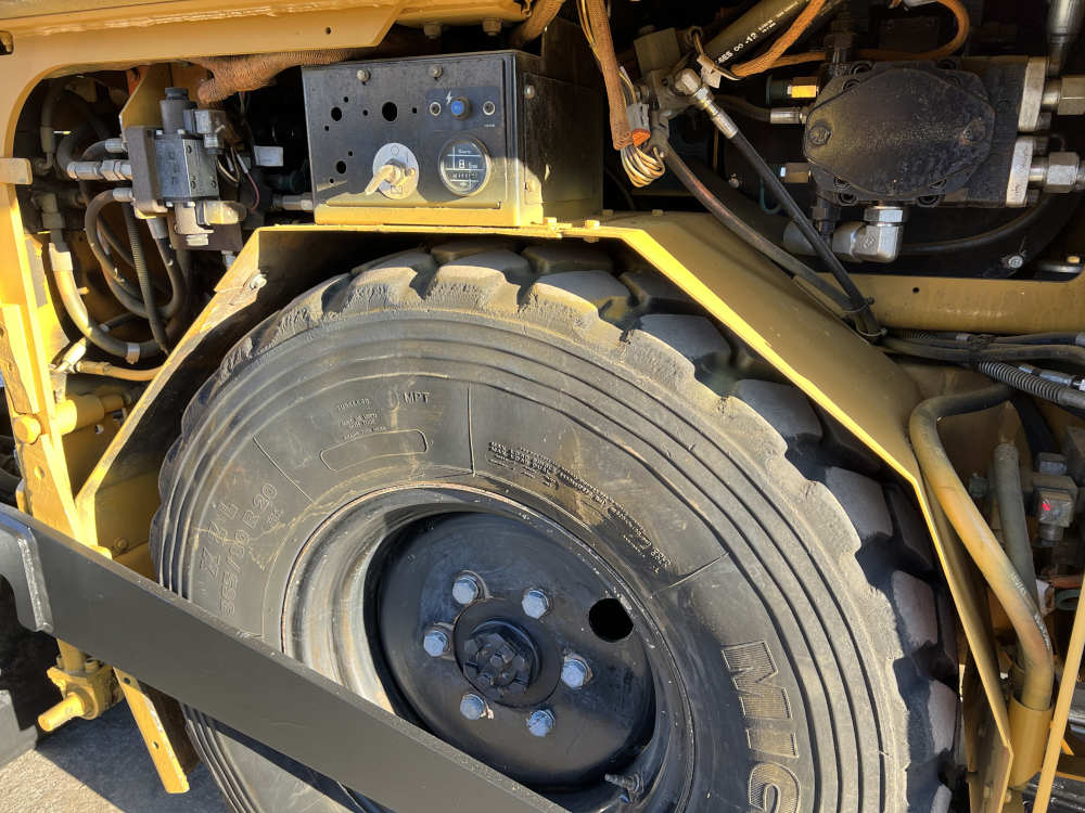 Usato 2008 Caterpillar AP 300 -146-