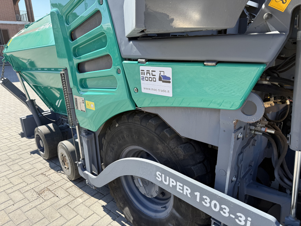 Usato 2018 Vogele S 1303-3i