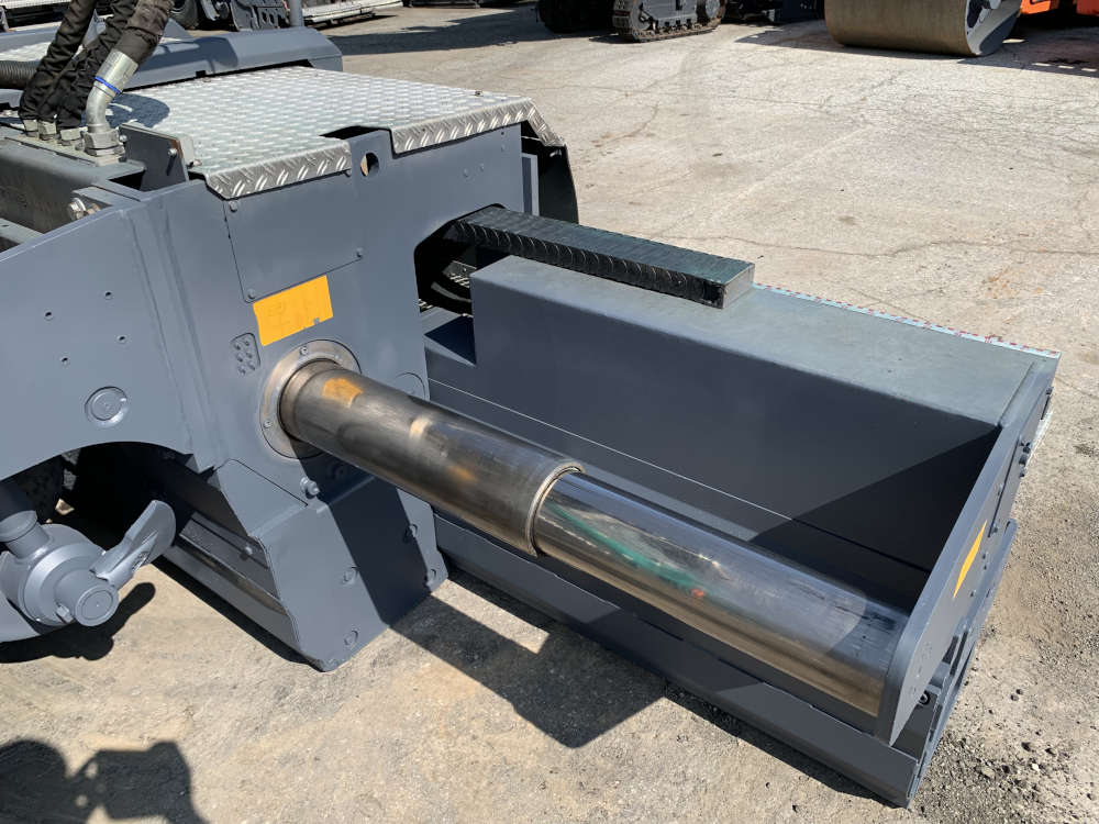 Usato 2016 Vogele S 1803-3i