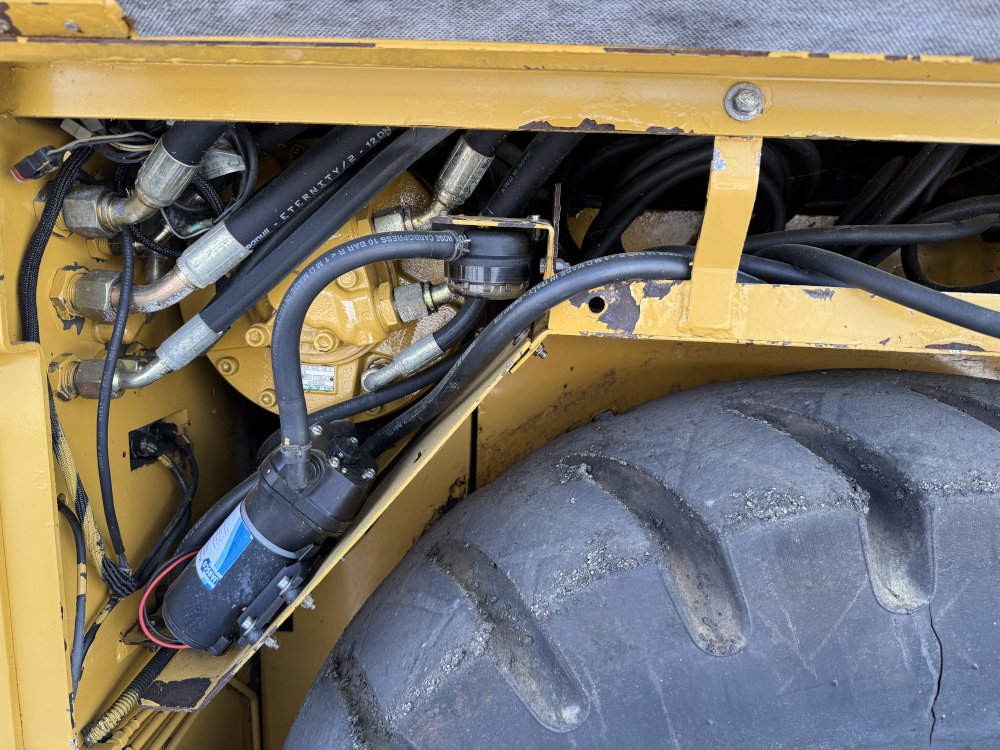 Usato 2007 Caterpillar AP 600