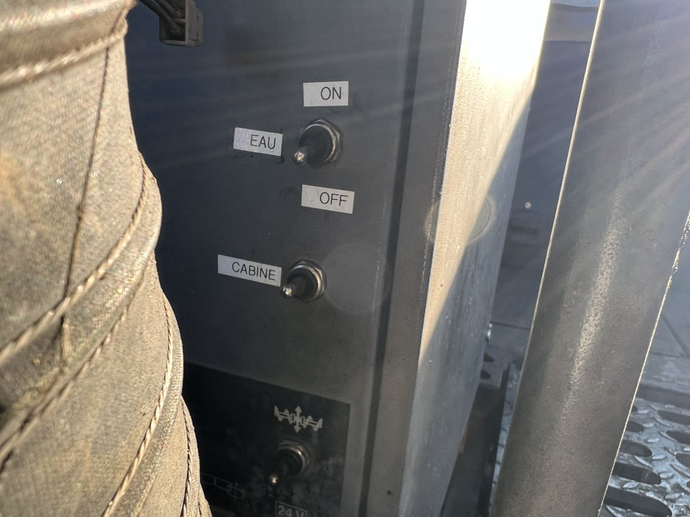 Usato 2014 Volvo P 6820C