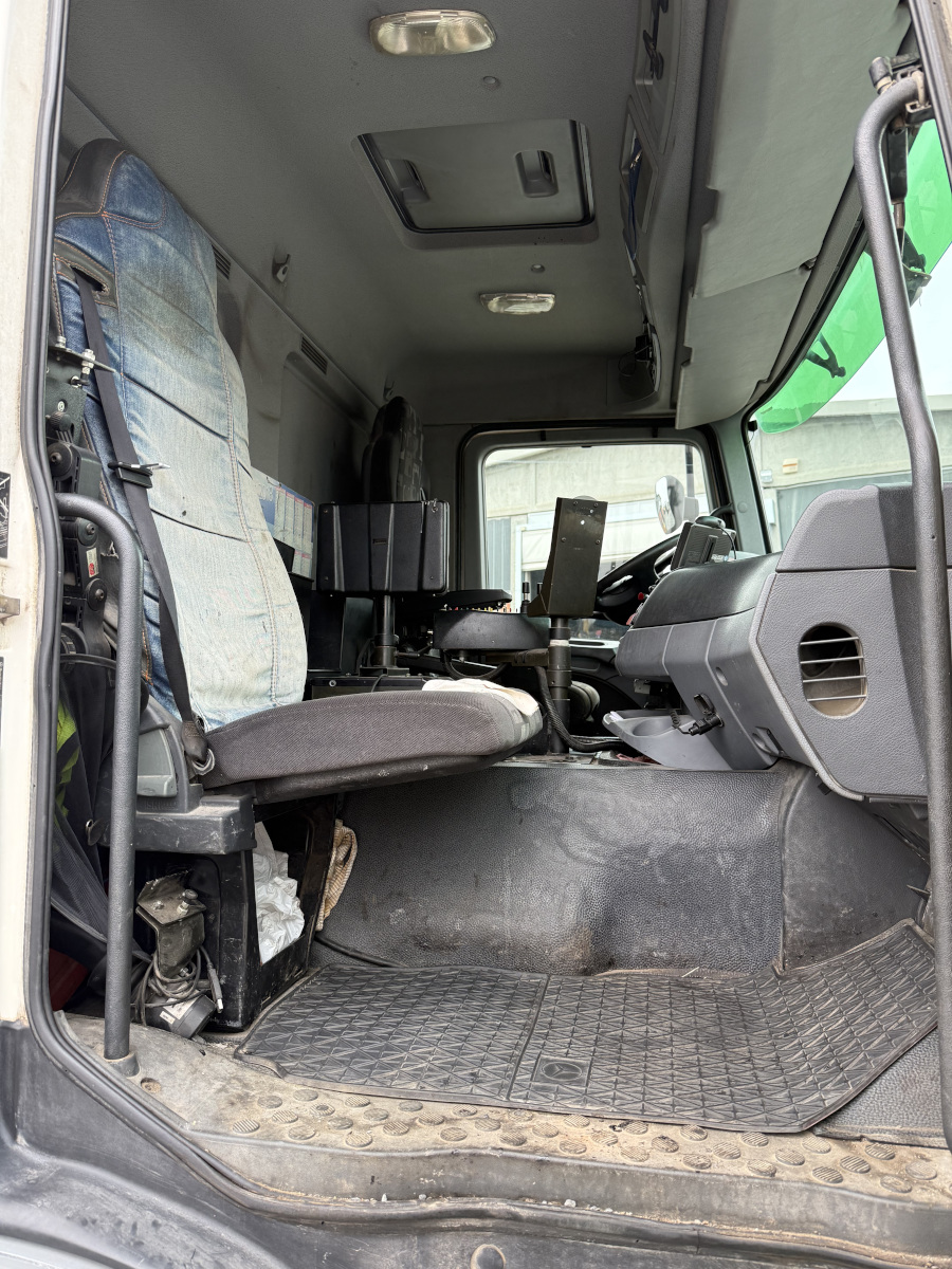 Usato 2008 Mercedes / Secmair 2536 / Chipsealer BCG 500