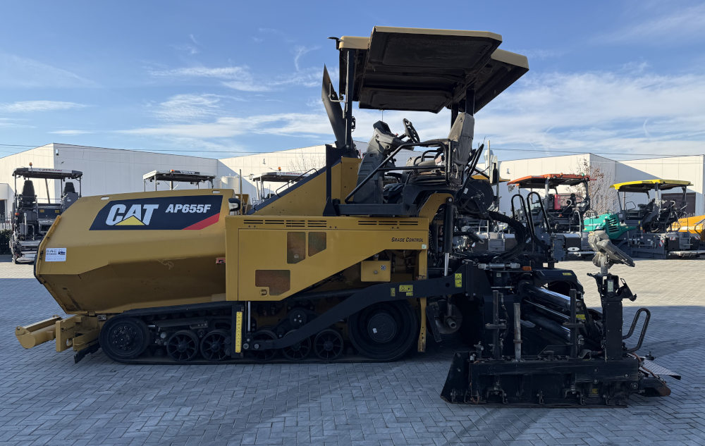 Usato 2017 Caterpillar AP 655F