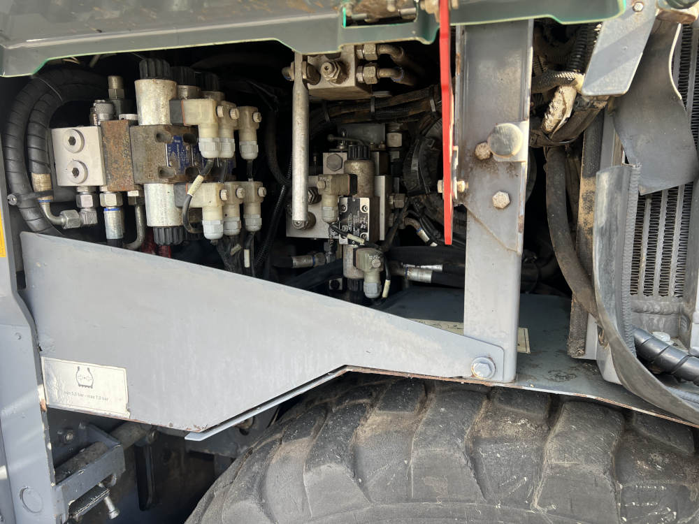 Usato 2016 Vogele S 1303-3i