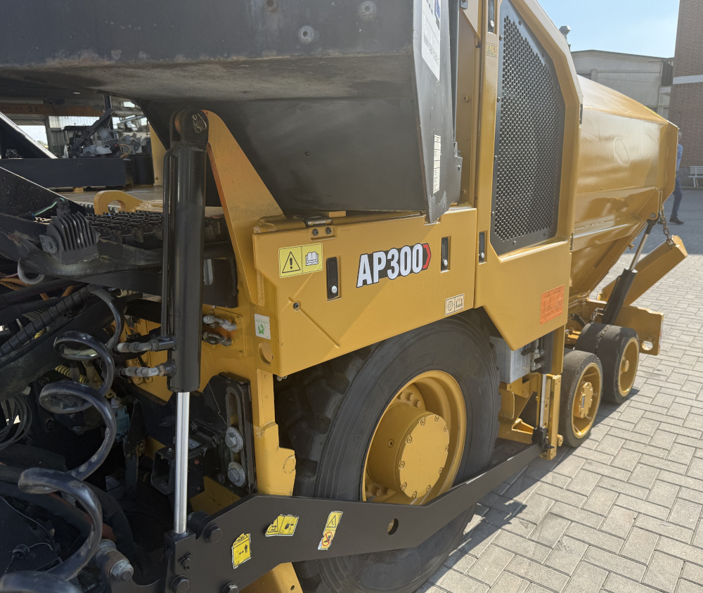 Usato 2018 Caterpillar AP 300F