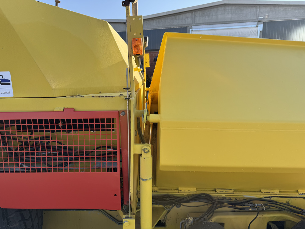 Usato 2003 Dynapac F 121 6W